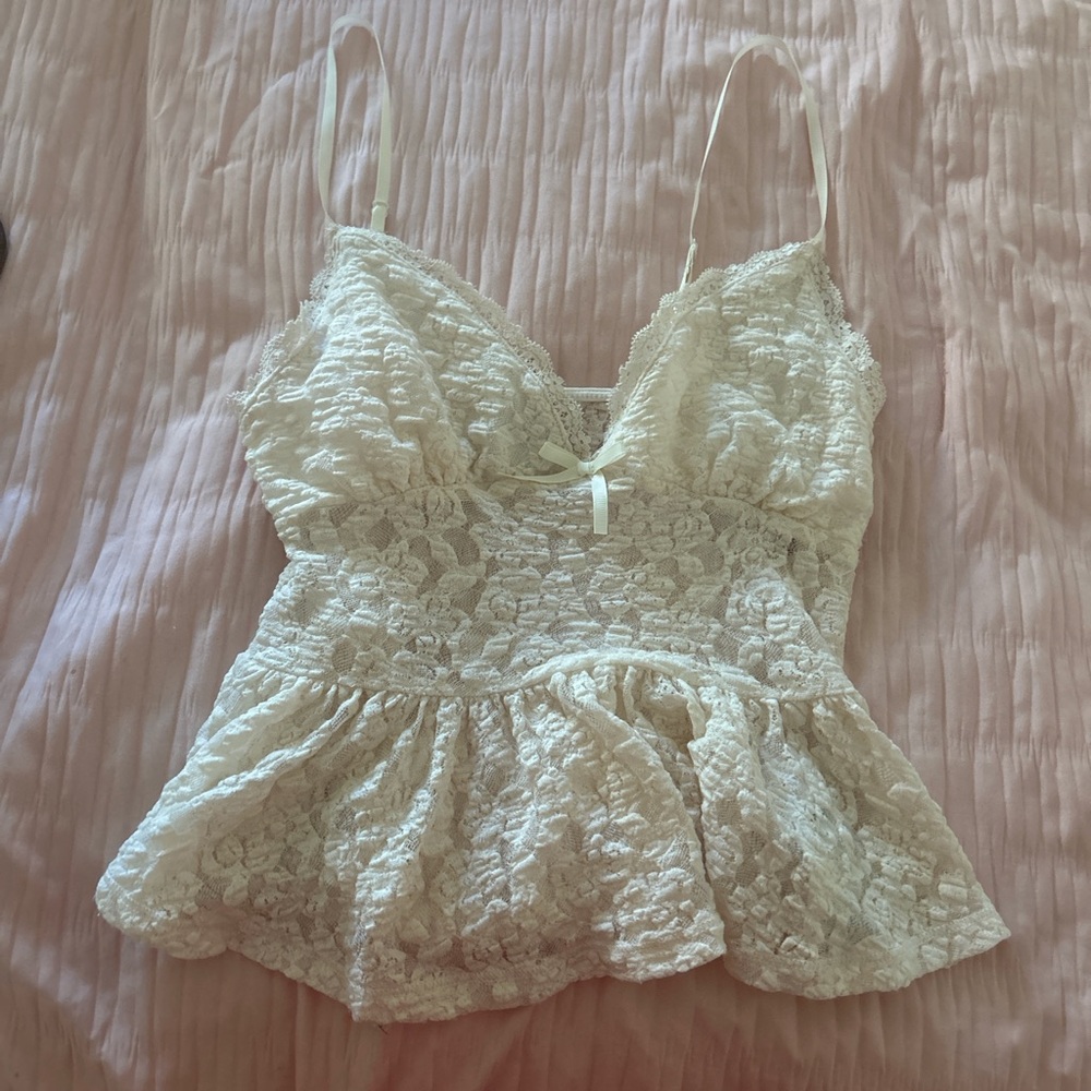 Ecote Cream Lace Cami Top